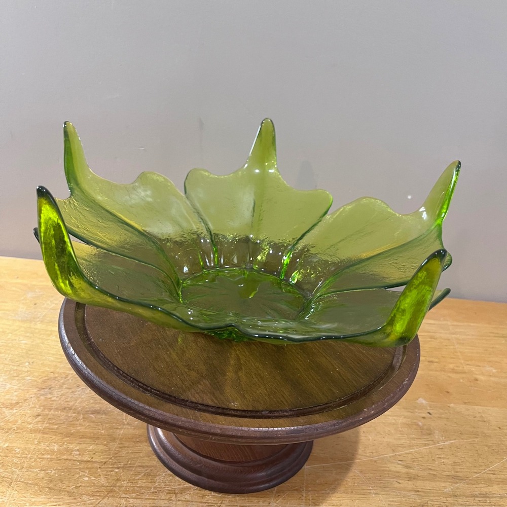 Vtg Viking Glass Epic Leaf Bowl Lime Green MCM Art Glass‎ Centerpiece 12" 1960s